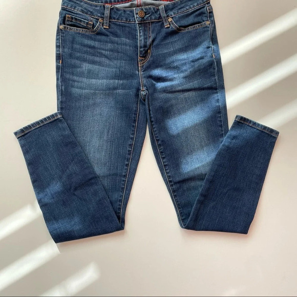 Tommy Hilfiger Skinny Blue Jeans Medium Wash Casual Denim Size 2 Short - Picture 4 of 9
